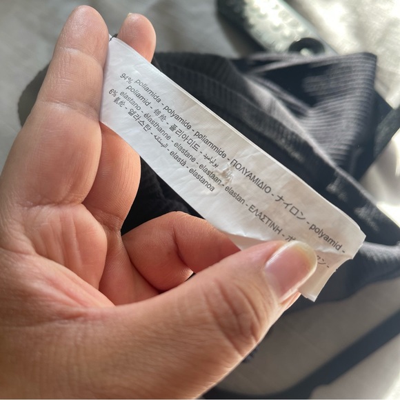 Zara Asymmetrical Black Crop Top Long Sleeve - Picture 7 of 8